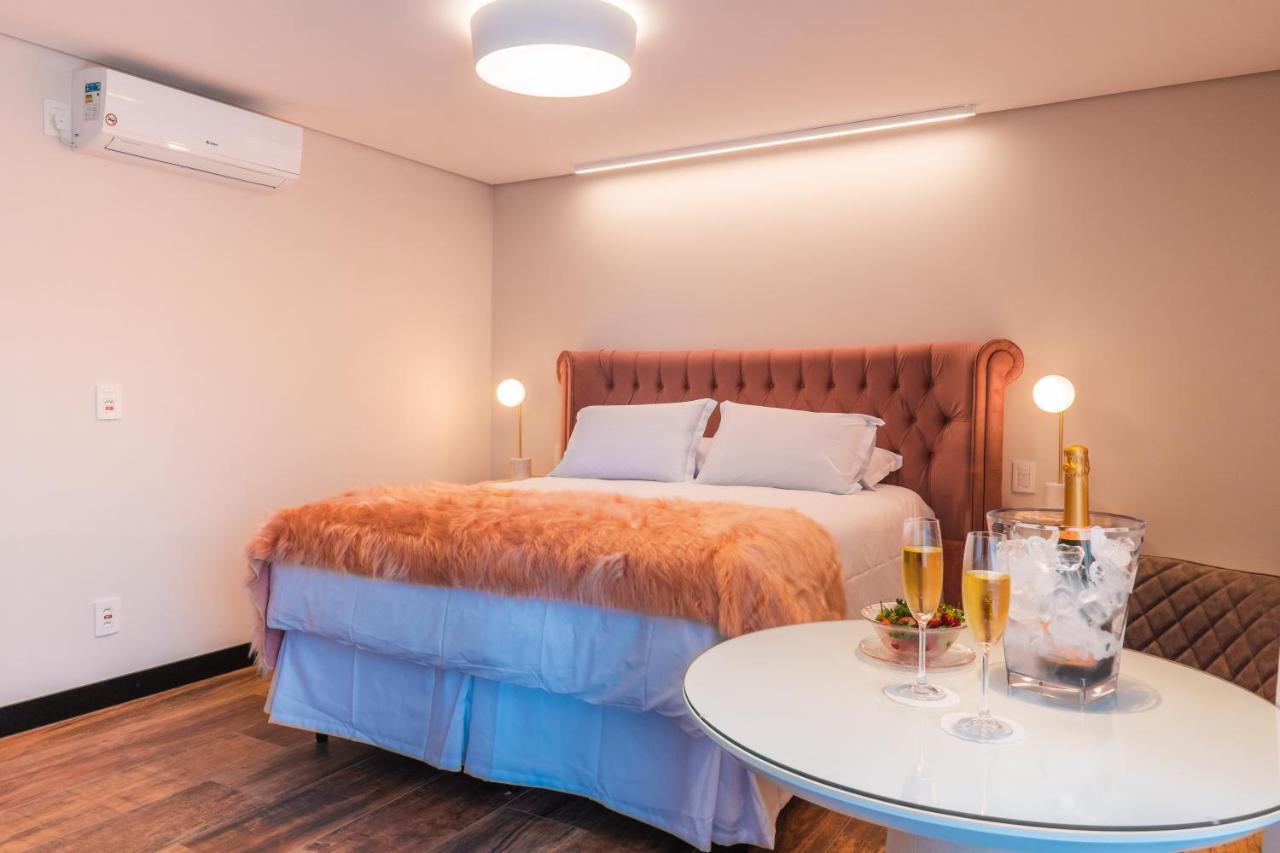 Suites Refugio Do Vale Γκραμάντο Εξωτερικό φωτογραφία